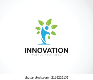 logotipo de innovación personas creativas logo de árbol concepto de salud natural éxito de yoga