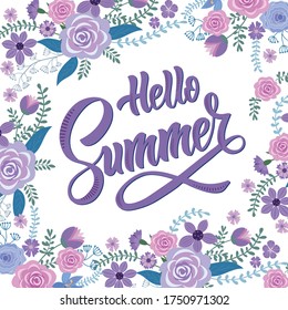 inscripción sobre el verano y un patrón de flores y hojas violetas y rosas. 