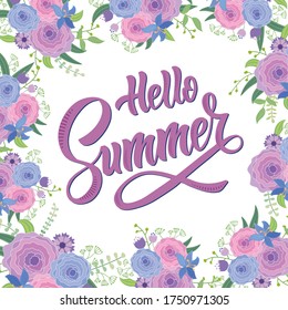 Inscripción sobre el verano y un patrón de flores y hojas violetas y rosas. 