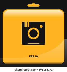 instant camera icon. retro camera vector illustration