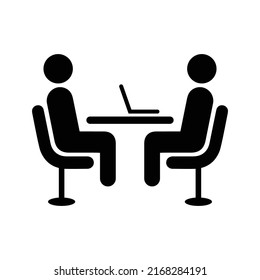 Interview, Laptop, Arbeitsplatzsymbol. Schwarze Vektorgrafiken.