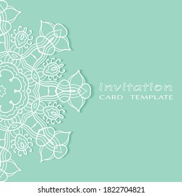 Plantilla de invitación o tarjeta con borde de marco е lacado, patrón de línea de doodle, elemento mandala. Fondo decorativo de arte de fibra de trabajo abierto para boda, tarjeta de saludo de San Valentín, invitación de cumpleaños