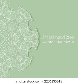 Plantilla de invitación o tarjeta con borde de marco е lacado, patrón de línea de doodle, elemento mandala. Fondo decorativo de arte de fibra de trabajo abierto para boda, tarjeta de saludo de San Valentín, invitación de cumpleaños
