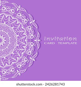Invitación o plantilla de tarjeta con borde de marco е, patrón de línea de garabato, elemento mandala. Fondo de arte de filigrana calado decorativo para la boda, tarjeta de felicitación de San Valentín, invitación de cumpleaños