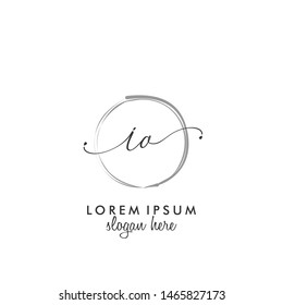 IO Initial beauty monogram logo vector