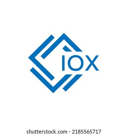 Diseño del logo de la carta IOX sobre fondo blanco. El concepto del logo de la carta de círculo creativa IOX. Diseño de letras IOX.
