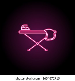 Icono de la placa de hierro. Línea delgada simple, contorno vector de iconos domésticos para ui y ux, sitio web o aplicación móvil