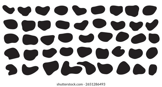 Icons für unregelmäßige Formen gesetzt. Organische Kleckse, Wasserflecken, Flecken mit flüssiger Tinte, Texturen mit verzerrten Blasen, einzeln auf weißem Hintergrund. Amoeba geformte Figuren. Vektorgrafik