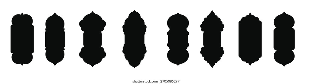 Islamische Bogenform mit kompliziertem Ramadan-Muster. Arabisch inspiriertes Rahmendesign für Moschee-Türen und -Fenster. Flache Vektorgrafik einzeln auf weißem Hintergrund.