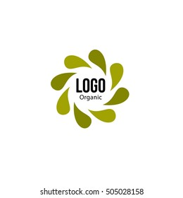Islated abstract green color spining leaves circle logo. Flower petals logotype. Natural recycling icon. Circulation sign. Healing herbs emblem. Organic cosmetic symbol. Vector leaves illustration
