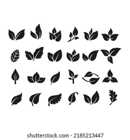 Icono de hoja negra abstracta aislada sobre fondo blanco.