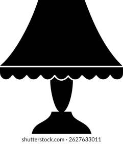 Isolado em um pano de fundo branco limpo, o gráfico apresenta uma lâmpada de mesa preta e estilizada com uma sombra escalopada distinta. A imagem evoca simplicidade e elegância clássica.
