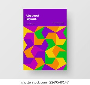 Informe anual aislado concepto de diseño de vectores A4. Ilustración de rótulo de mosaicos geométricos abstractos.