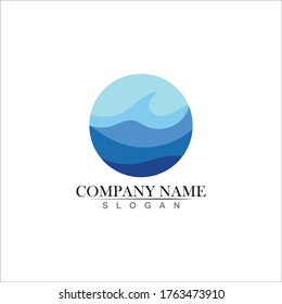 Logo de forma redonda aislada. Logotipo de color azul. Imagen de agua que fluye. Mar, océano, superficie fluvial