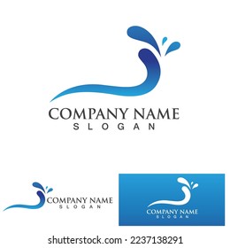 Logo de forma redonda aislada. Logotipo de color azul. Imagen de agua que fluye. Mar, océano, superficie del río.