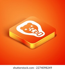 Isometric Bear head on shield icon aislado en el fondo naranja. Trofeo de caza en la pared. Vector