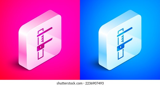 Isometrisches Kaliber- oder Kaliber- und Skalensymbol einzeln auf rosafarbenem und blauem Hintergrund. Präzisionsmessgeräte. Silberquadrat-Taste. Vektorgrafik