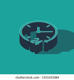 Isometric Clock 24 hours icon isolated on green background. All day cyclic icon. 24 hours service symbol.  Vector Illustration