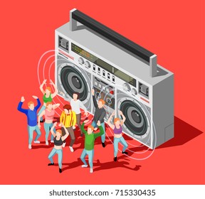 Concepto isométrico con bailarinas felices en discoteca y grabador de cinta grande en fondo rojo Ilustración vectorial 3d