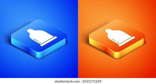 Isometrisches Kondom-Symbol einzeln auf blauem und orangefarbenem Hintergrund. Sicheres Liebessymbol. Empfängnisverhütende Methode für männliche Patienten. Quadratischer Knopf. Vektorgrafik