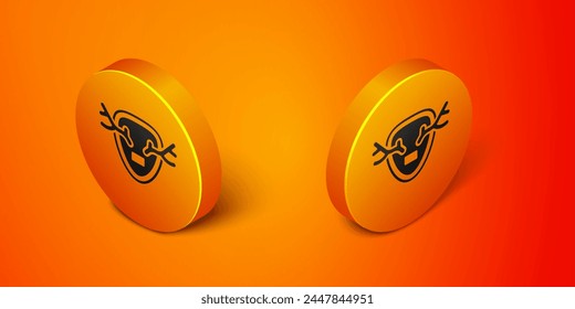 Cornamenta isométrica de ciervo en icono de escudo aislado sobre fondo naranja. Trofeo de caza en la pared. Botón de círculo naranja. Vector