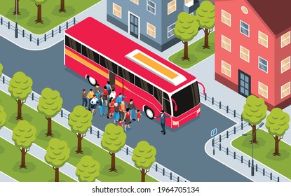 Fragmento isométrico del paisaje de la ciudad con un grupo de turistas parados cerca de un autobús de excursión roja ilustración vectorial