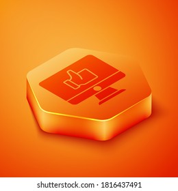 La mano isométrica es como un icono aislado en el fondo naranja. Botón hexágono naranja. Vector