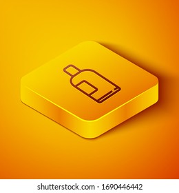 Línea isométrica Botella de icono de champú aislada en el fondo naranja. Botón cuadrado amarillo. Ilustración vectorial