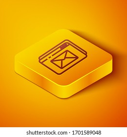 Isometrische Linie Website und Umschlag, neue Nachricht, E-Mail-Symbol einzeln auf orangefarbenem Hintergrund. Verwendung für E-Mail-Newsletter, Kopfzeilen, Blog-Posts. Gelber Quadrat-Knopf. Vektorillustration-Illustration