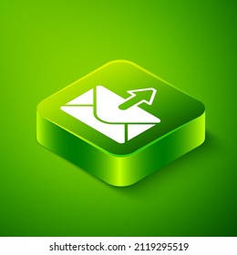 Isometric Mail y el icono de correo electrónico aislados en el fondo verde. Correo electrónico con símbolo de sobres. Señal de mensaje de correo electrónico. Botón cuadrado verde. Vector
