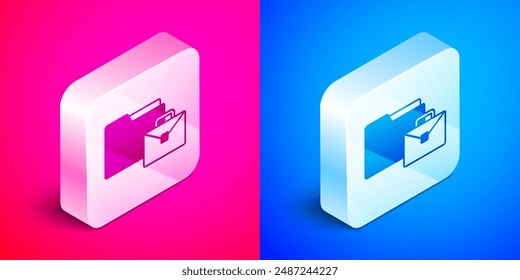 Isometrisches Online-Arbeitssymbol isoliert auf rosa und blauem Hintergrund. Freiberufler, der bei ihm zu Hause an einem Laptop arbeitet. Remote-Arbeit. Fernes Jobkonzept. Silbernes quadratisches Button. Vektorgrafik