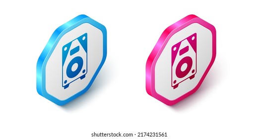 Icono isométrico del altavoz estéreo aislado en fondo blanco. Altavoces del sistema de sonido. Icono de música. Equipo de bajos de altavoces de columna musical. Botón hexagonal. Vector