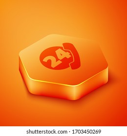 Isometric Phone Isomtric icono de soporte 24 horas aislado en el fondo naranja. Centro de atención al cliente todo el día. Servicios de llamadas a tiempo completo. Botón hexágono naranja. Ilustración vectorial