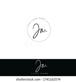  J W JW Escritura manuscrita inicial y logotipo de la firma.	
