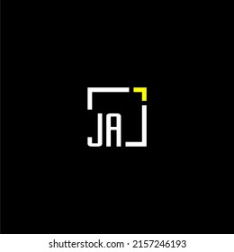 JA Initial-Monogramm-Logo mit quadratischem Design