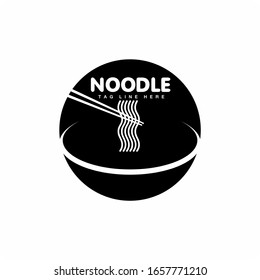 Japanese noodle Logo, Ramen Design Template
