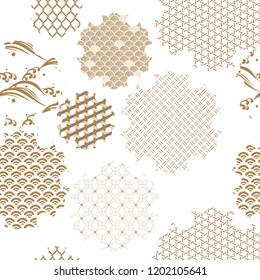 Japanese pattern vector. Gold geometric background.