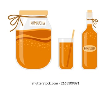 Jar, vaso y botella de té kombucha casero sobre un fondo blanco