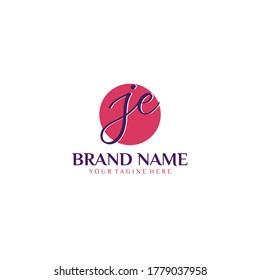 JE initial letters looping linked circle elegant logo Pink background