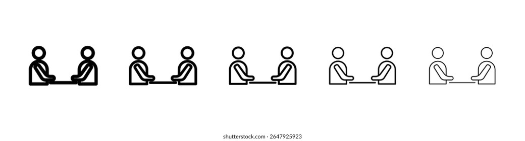 Ícone de entrevista de emprego vetor isolado no conjunto de plano de fundo branco