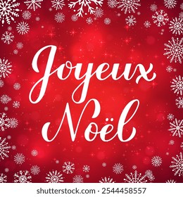 Joyeux Noel caligrafia mão sobre fundo vermelho com bokeh e flocos de neve. Cartaz de tipografia de Feliz Natal em francês. Modelo vetorial para cartão de saudação, faixa, folheto, etc