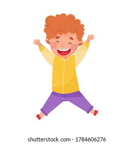 Joyful Boy Character Jumping High mit Freude und Spannung Vektorgrafik