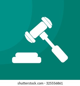judge or auction hammer icon