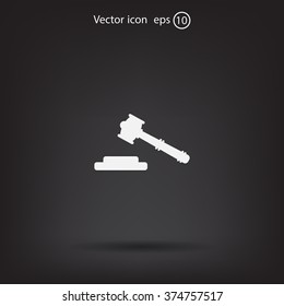 judge or auction hammer icon