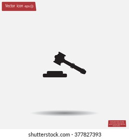 judge or auction hammer icon