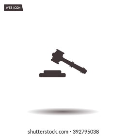 judge or auction hammer icon
