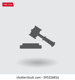judge or auction hammer icon