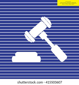 judge or auction hammer icon