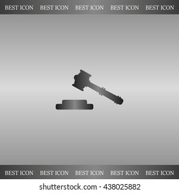 judge or auction hammer icon