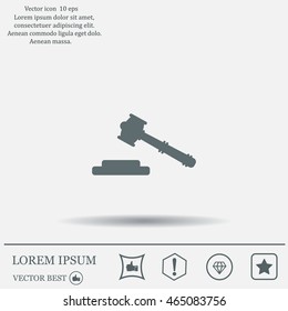 judge or auction hammer icon